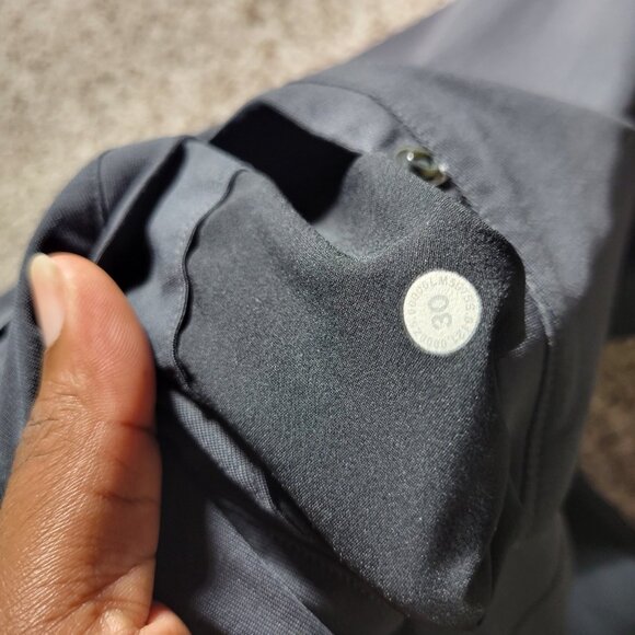 Lululemon Pants Mens 30x30.5 Gray Slim Fit Warpstreme Performance Flaw* - Picture 8 of 9